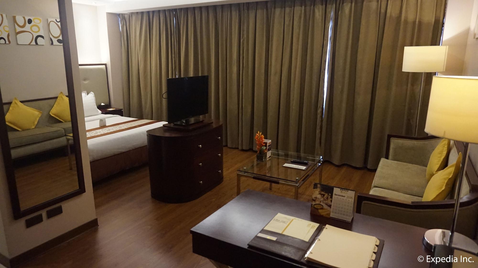 Ace Hotel And Suites Pasig City Exterior photo