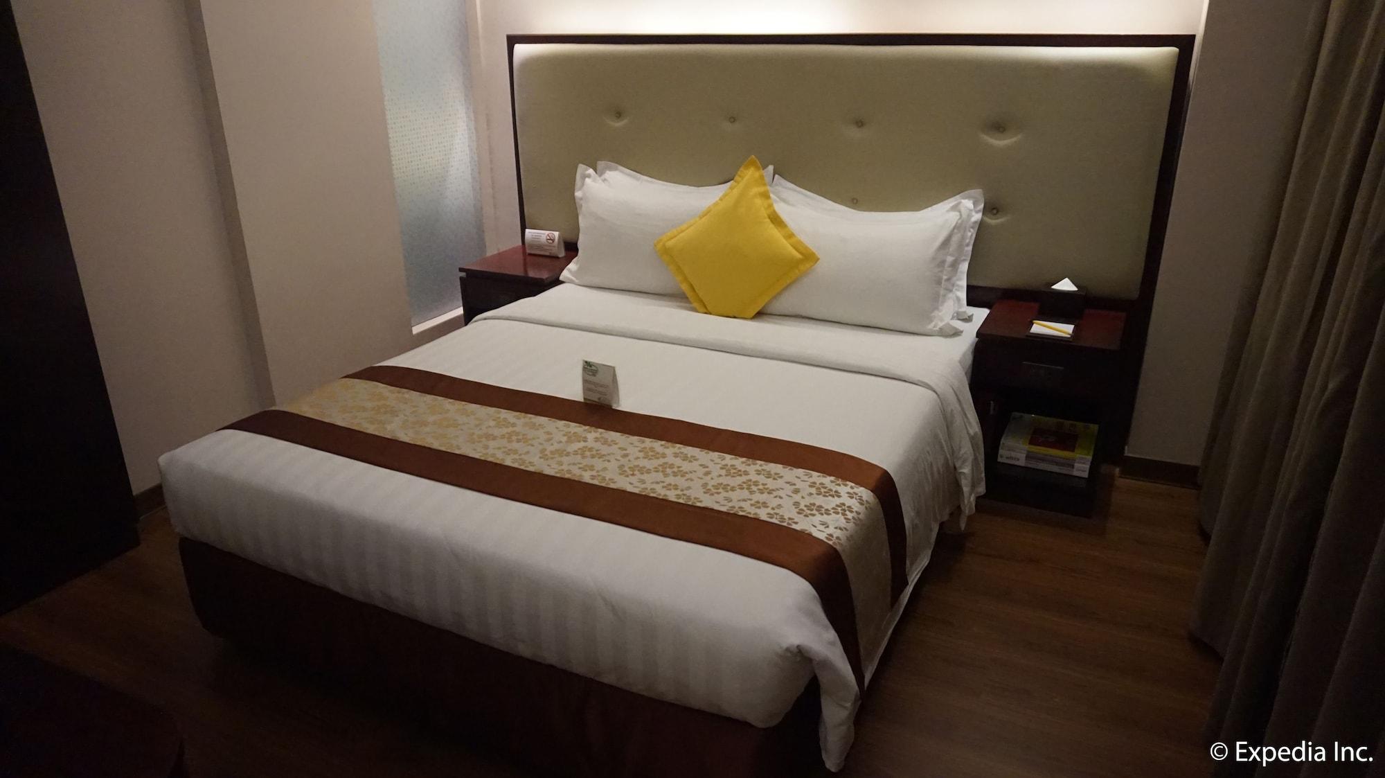 Ace Hotel And Suites Pasig City Exterior photo